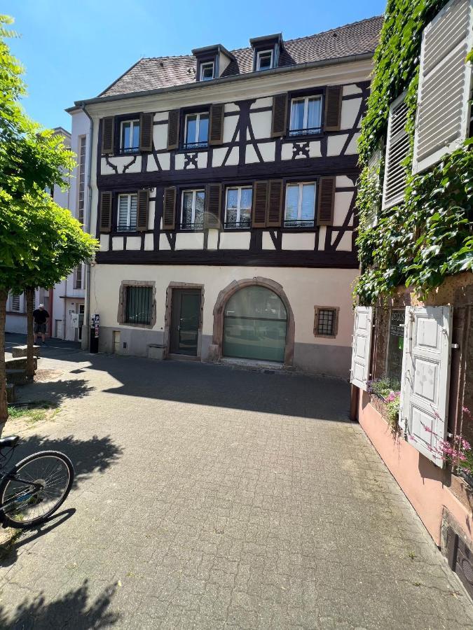 Gite De L Ange - Au Coeur Du Centre Ville Colmar Kültér fotó